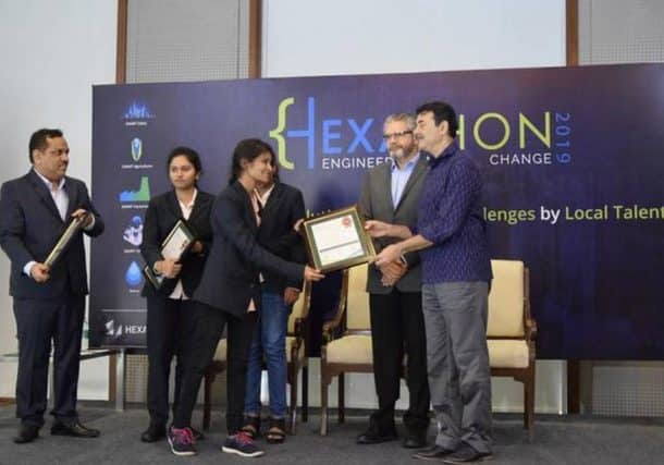 Online Voting System in Hexathon